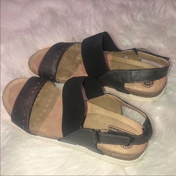 ❤️EARTH SPIRIT Black Wes Footbed Sandal - Picture 4 of 4